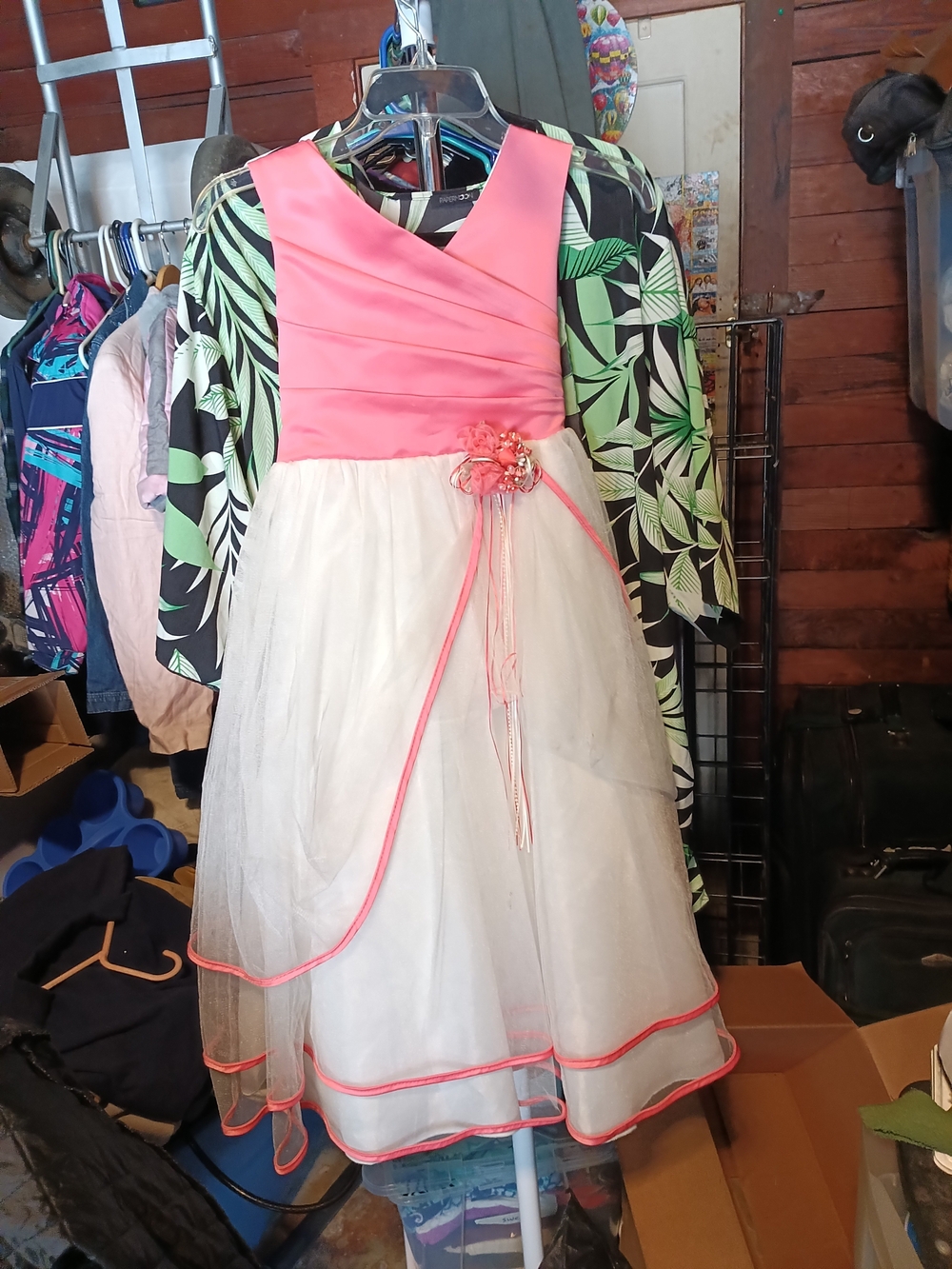 Girls' Pink and White Tulle Party Dress with Floral Accent
